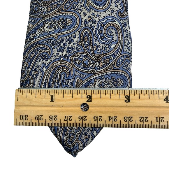 Vintage Christian Dior Silk Tie Blue Paisley Made in USA Luxury Designer READ - Picture 7 of 8